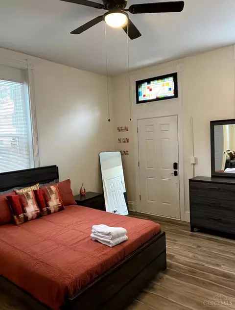 Bedroom - 1312 Spring St, Cincinnati, OH 45202 photo 2 of 17