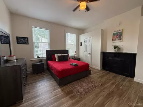 Bedroom - 1312 Spring St, Cincinnati, OH 45202 photo 9 of 17