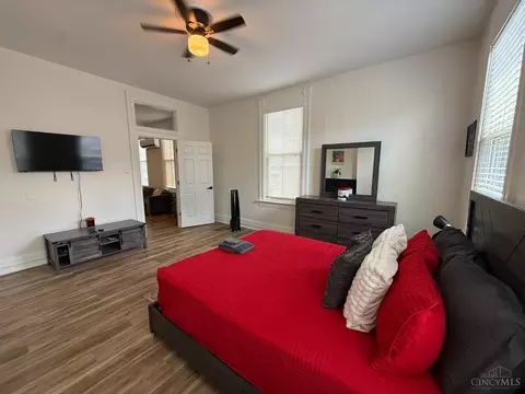 Bedroom - 1312 Spring St, Cincinnati, OH 45202 photo 10 of 17