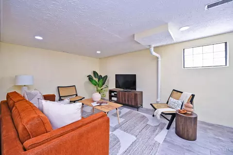 Living - 6555 Daly Rd, Cincinnati, OH 45224 photo 5 of 7
