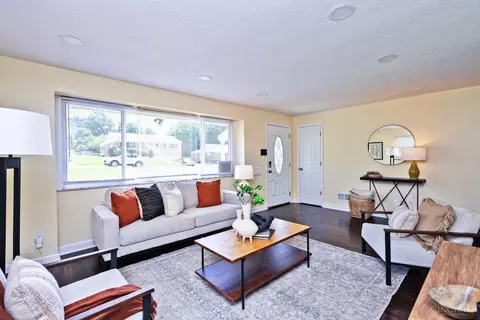 Living - 6555 Daly Rd, Cincinnati, OH 45224 photo 3 of 7