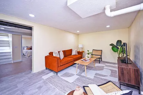 Living - 6555 Daly Rd, Cincinnati, OH 45224 photo 6 of 7