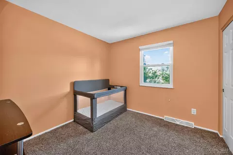 Bedroom - 1766 Miles Rd, Cincinnati, OH 45231 photo 1 of 8