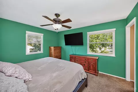 Bedroom - 1766 Miles Rd, Cincinnati, OH 45231 photo 6 of 8