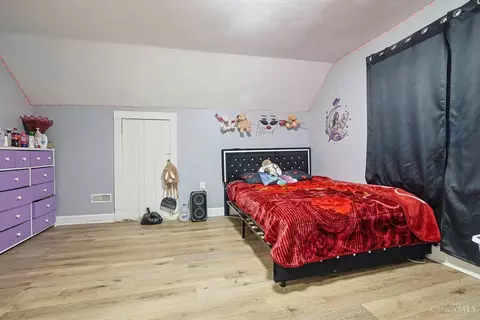 Bedroom - 830 Harris Ave, Cincinnati, OH 45205 photo 1 of 7