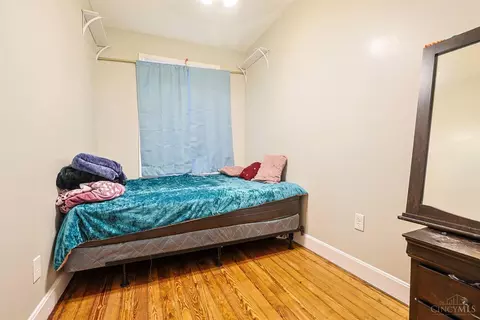 Bedroom - 830 Harris Ave, Cincinnati, OH 45205 photo 7 of 7