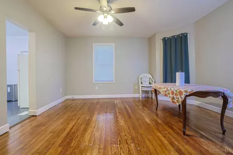 Living - 830 Harris Ave, Cincinnati, OH 45205 photo 2 of 3
