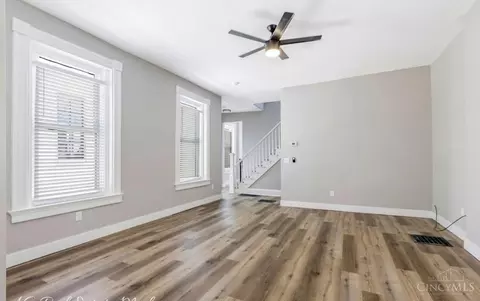 Entry Way - 3160 River Rd, Cincinnati, OH 45204 photo 4 of 5