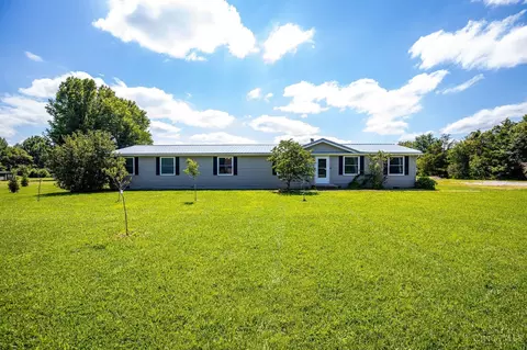 1713 Jones Florer Rd, Bethel, OH 45106