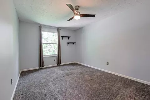 Bedroom - 9045 Fields Dr, Mason, OH 45040 photo 5 of 5