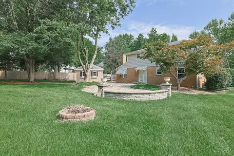 Exterior - 9045 Fields Dr, Mason, OH 45040 photo 11 of 16