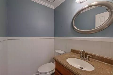 Bath - 9045 Fields Dr, Mason, OH 45040 photo 3 of 4