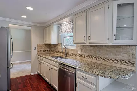 Kitchen - 9045 Fields Dr, Mason, OH 45040 photo 1 of 3
