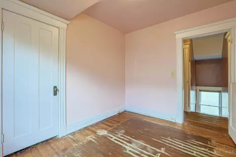 Bedroom - 2916 Harrison Ave, Cincinnati, OH 45211 photo 6 of 6