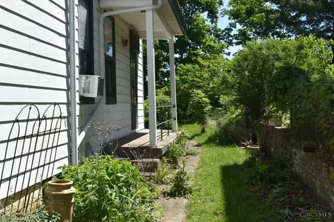 Exterior - 3736 High Point Ave, Cincinnati, OH 45211 photo 5 of 6