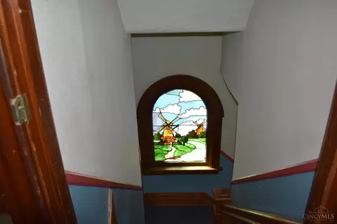 Entry Way - 3736 High Point Ave, Cincinnati, OH 45211 photo 4 of 5