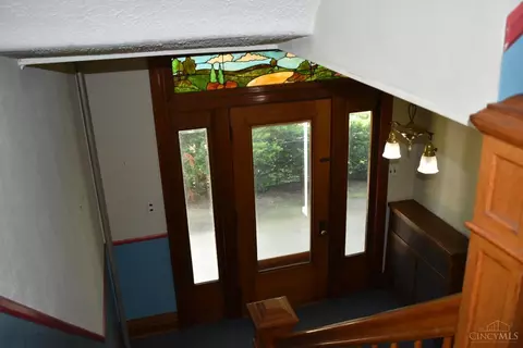 Entry Way - 3736 High Point Ave, Cincinnati, OH 45211 photo 2 of 5