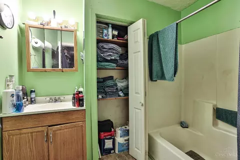 Bath - 8524 Main St, Butlerville, OH 45162 photo 1 of 2