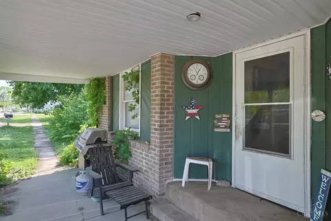 Exterior - 8524 Main St, Butlerville, OH 45162 photo 4 of 13