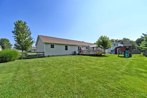 Exterior - 112 Boulder Dr, Mount Orab, OH 45154 photo 12 of 13
