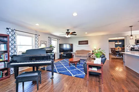 Living - 112 Boulder Dr, Mount Orab, OH 45154 photo 1 of 4