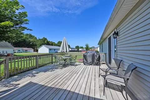 Exterior - 112 Boulder Dr, Mount Orab, OH 45154 photo 6 of 13