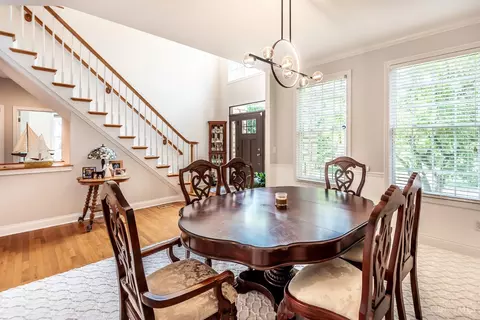 Dining - 252 Links View Dr, Hamilton Township, OH 45039 photo 4 of 6