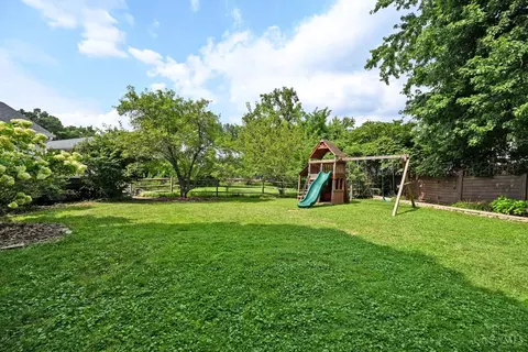 Exterior - 7256 Jethve Ln, Cincinnati, OH 45243 photo 13 of 29