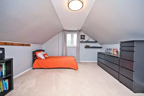 Bedroom - 7256 Jethve Ln, Cincinnati, OH 45243 photo 4 of 11