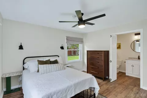 Bedroom - 1028 Newcastle Dr, Cincinnati, OH 45231 photo 2 of 6