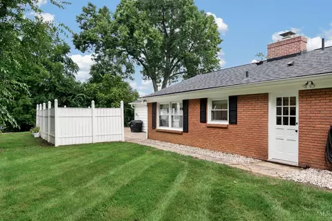 Exterior - 1028 Newcastle Dr, Cincinnati, OH 45231 photo 10 of 12