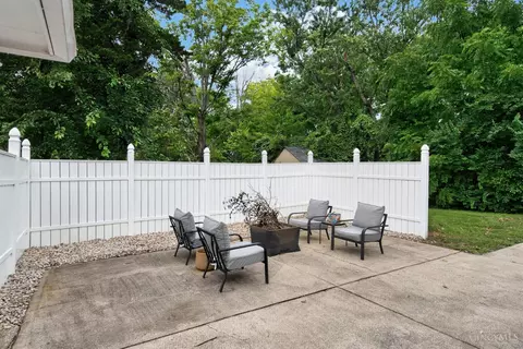 Exterior - 1028 Newcastle Dr, Cincinnati, OH 45231 photo 9 of 12