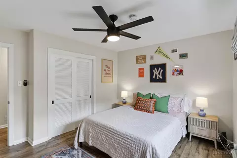 Bedroom - 1028 Newcastle Dr, Cincinnati, OH 45231 photo 6 of 6