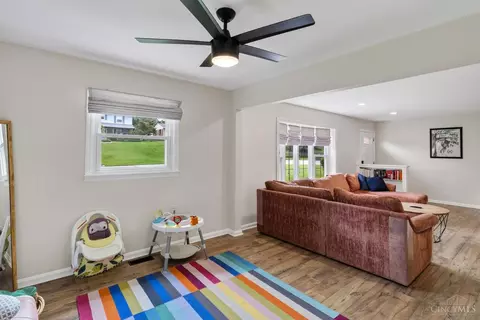 Living - 1028 Newcastle Dr, Cincinnati, OH 45231 photo 4 of 5