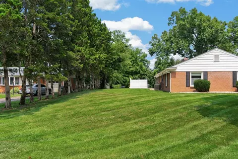 Exterior - 1028 Newcastle Dr, Cincinnati, OH 45231 photo 11 of 12