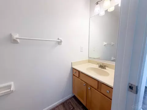 Bath - 7235 Northgate Dr, Maineville, OH 45039 photo 1 of 6