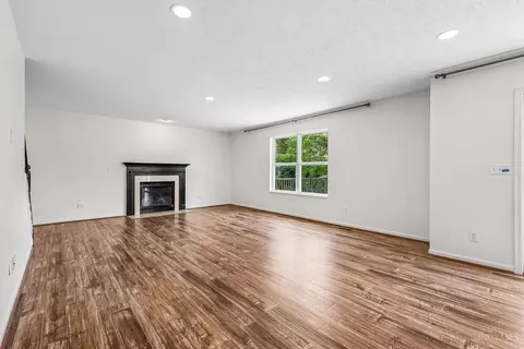 Living - 7235 Northgate Dr, Maineville, OH 45039 photo 2 of 3