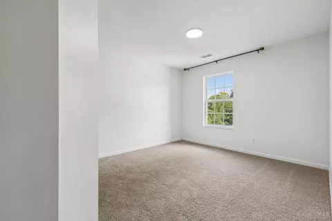 Bedroom - 7235 Northgate Dr, Maineville, OH 45039 photo 4 of 7