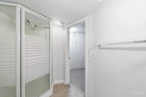 Bath - 8546 Darnell Ave, Cincinnati, OH 45236 photo 5 of 5