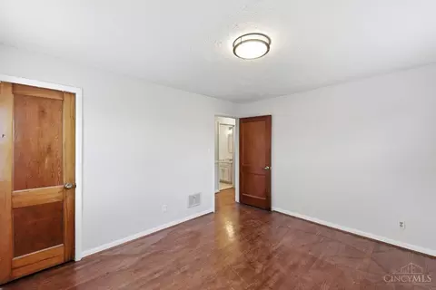 Bedroom - 8546 Darnell Ave, Cincinnati, OH 45236 photo 5 of 11