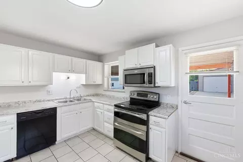 Kitchen - 8546 Darnell Ave, Cincinnati, OH 45236 photo 3 of 3