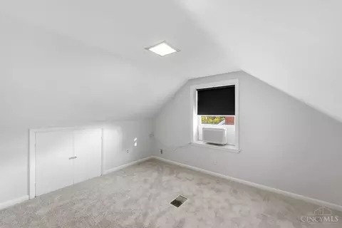 Bedroom - 8546 Darnell Ave, Cincinnati, OH 45236 photo 10 of 11