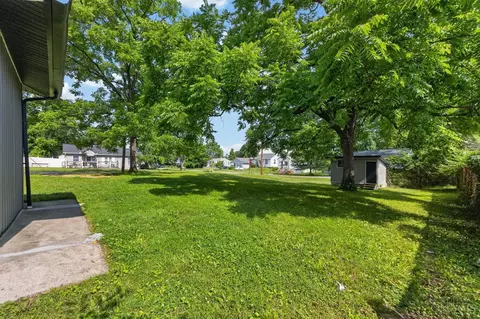 Exterior - 8812 Pine Rd, Cincinnati, OH 45242 photo 10 of 11