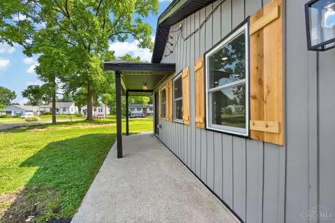 Exterior - 8812 Pine Rd, Cincinnati, OH 45242 photo 1 of 11