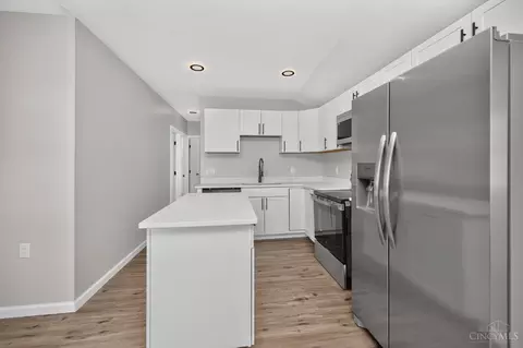 Kitchen - 8812 Pine Rd, Cincinnati, OH 45242 photo 6 of 7