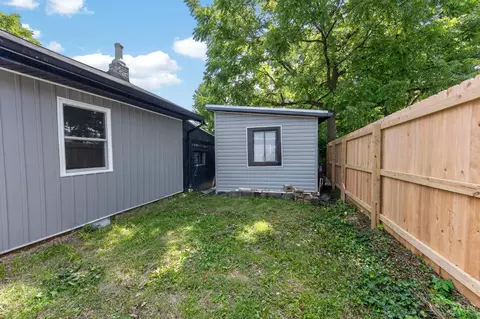 Exterior - 8812 Pine Rd, Cincinnati, OH 45242 photo 5 of 11