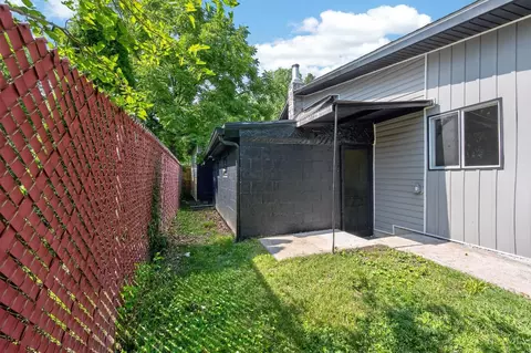 Exterior - 8812 Pine Rd, Cincinnati, OH 45242 photo 4 of 11