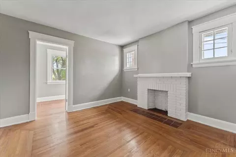 Living - 6820 Alpine Ave, Silverton, OH 45236 photo 4 of 5