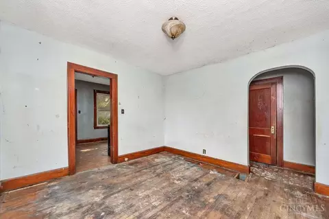 Living - 5807 Elder St, Fairfax, OH 45227 photo 6 of 7