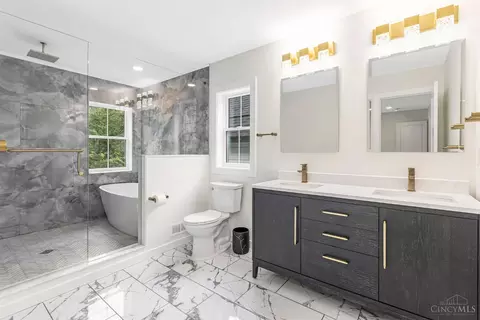 Bath - 6845 E Fork Rd, Cincinnati, OH 45227 photo 1 of 1